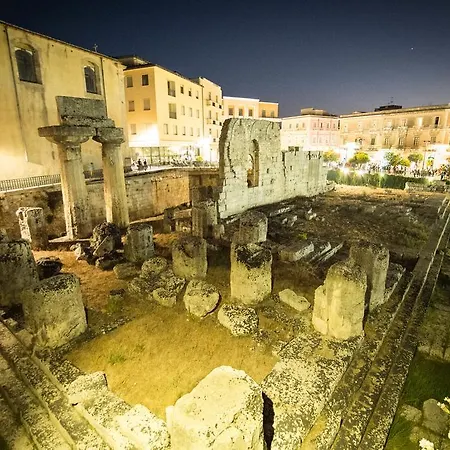 Apollonion Hh Above Apollo's Temple Ortygia Сиракузы